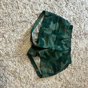 Old navy camo green short.